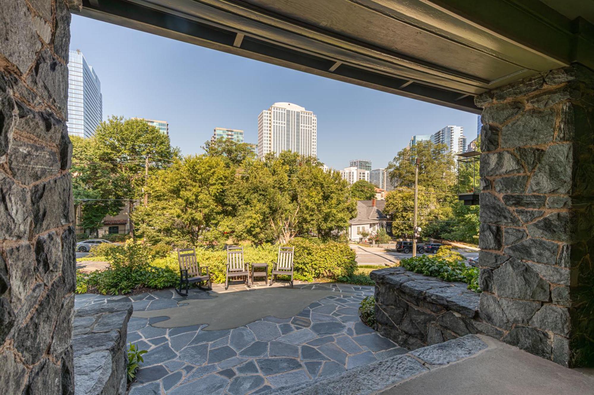 Stonehurst Place Bed & Breakfast Hotel Atlanta Exterior photo