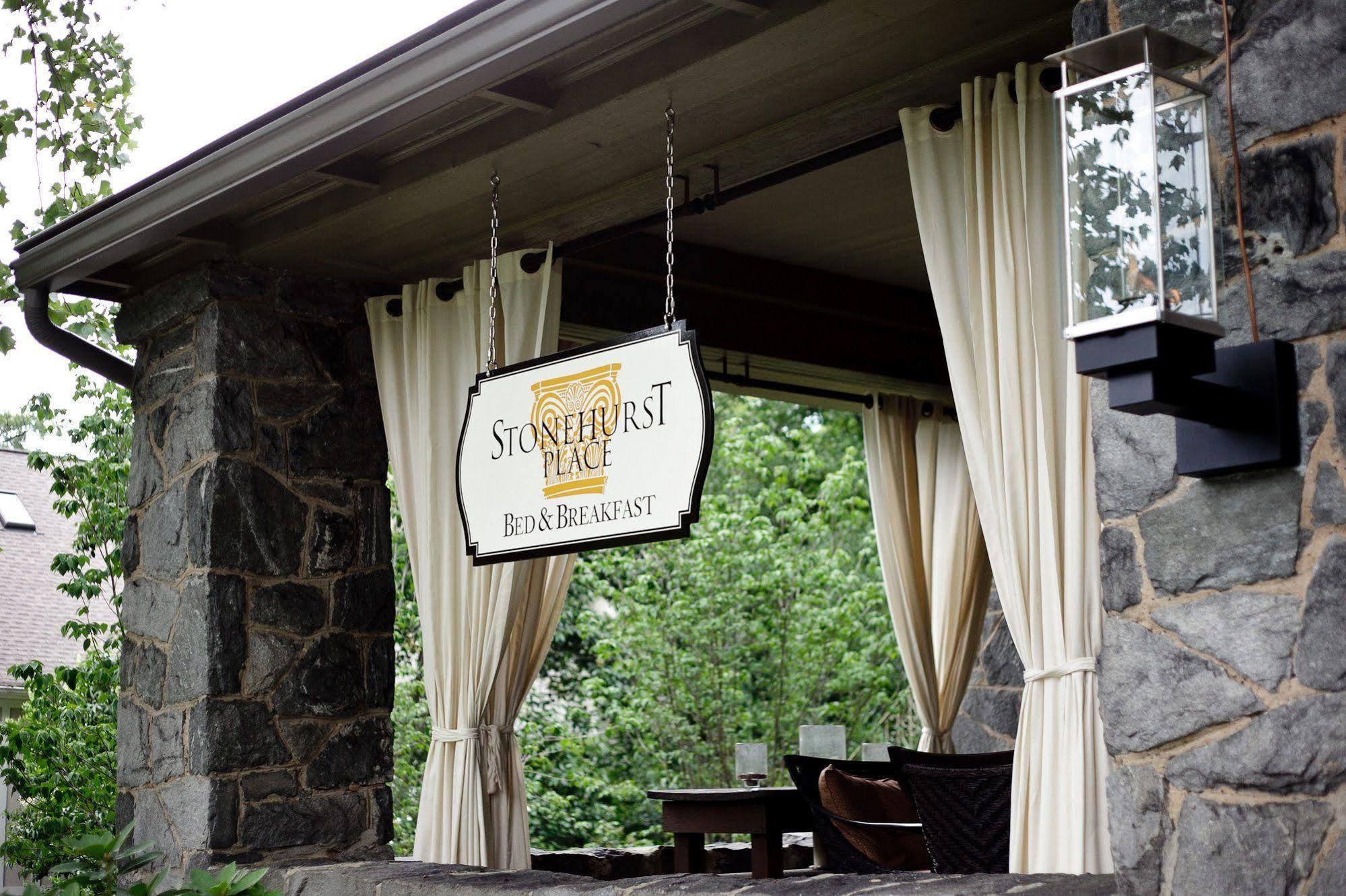 Stonehurst Place Bed & Breakfast Hotel Atlanta Exterior photo